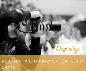 Wedding Photographer in Letty Green