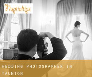 Wedding Photographer in Taunton Wedding Photographer in Taunton